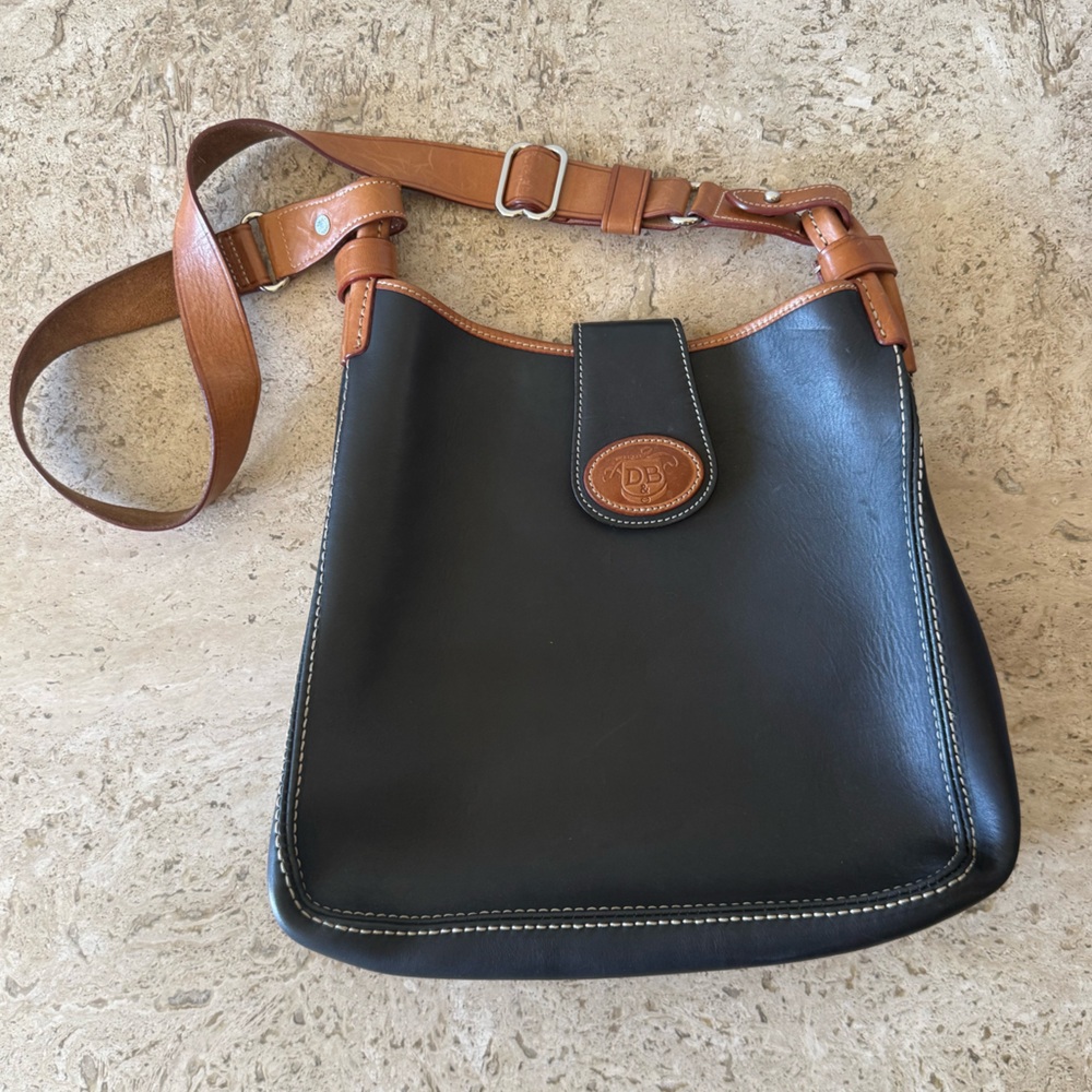 DOONEY & BOURKE Donegal Crest Leather Feedbag